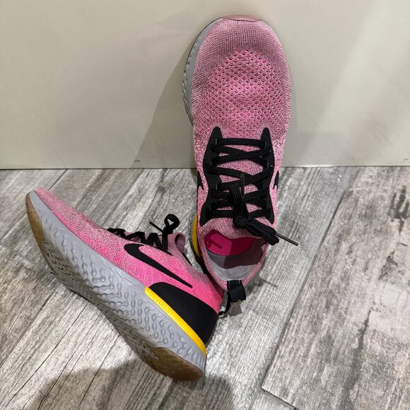 Nike Women's Epic React Flyknit Plum/Pink Running Shoes AQ0070-500 US Size 8 - Picture 1 of 9